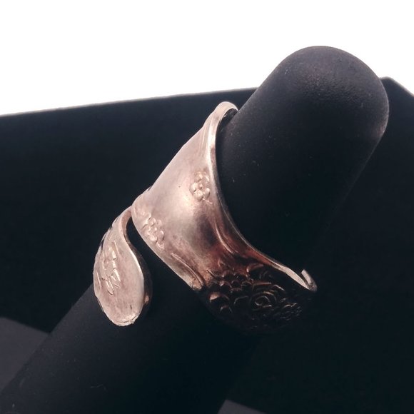 Spoon Vtg Bracelet & Ring Set - Oneida Korea - Picture 7 of 8